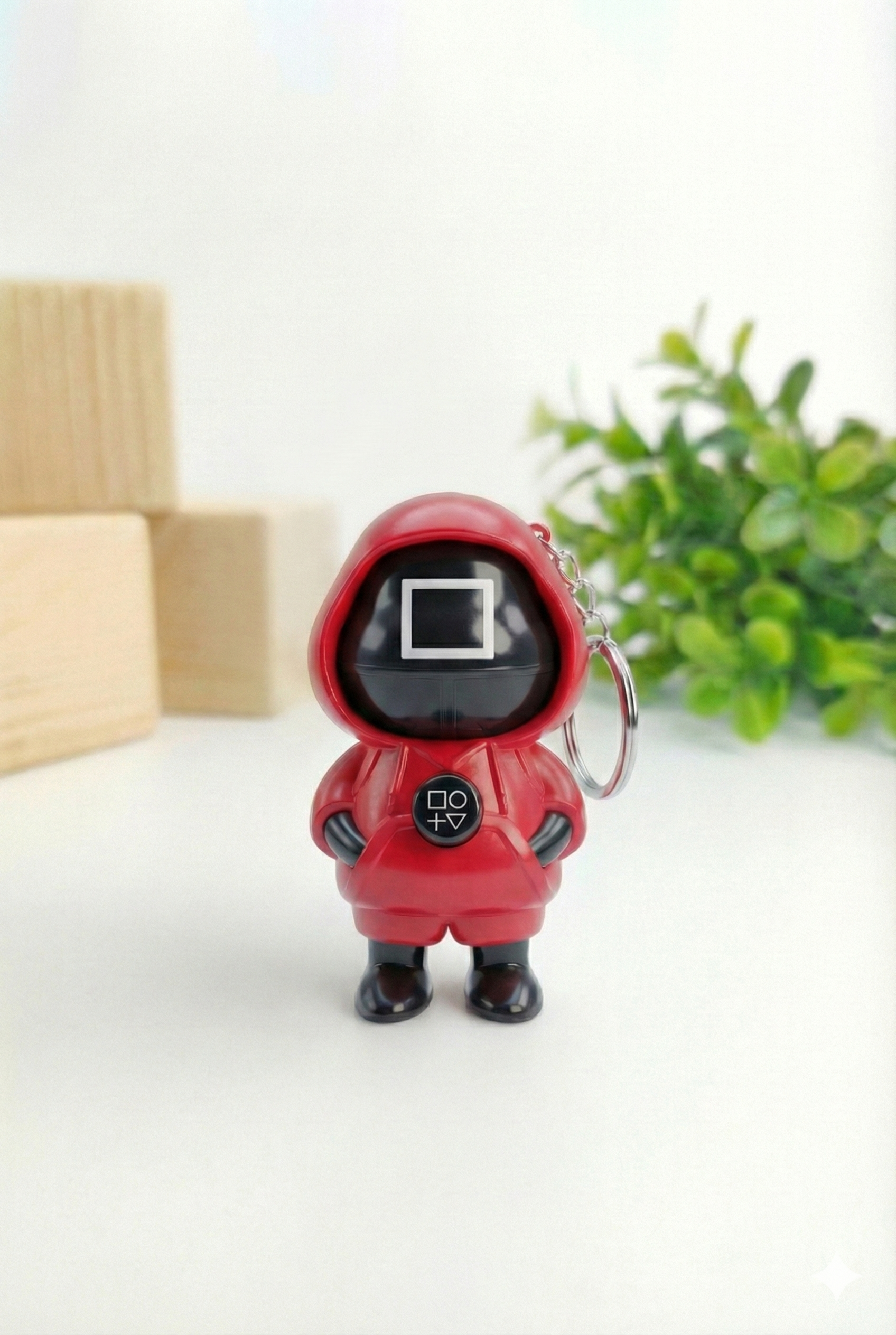 Fun Face Changing Keychain, Squid-Game Front View